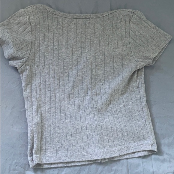 gray zelly top - Picture 2 of 5